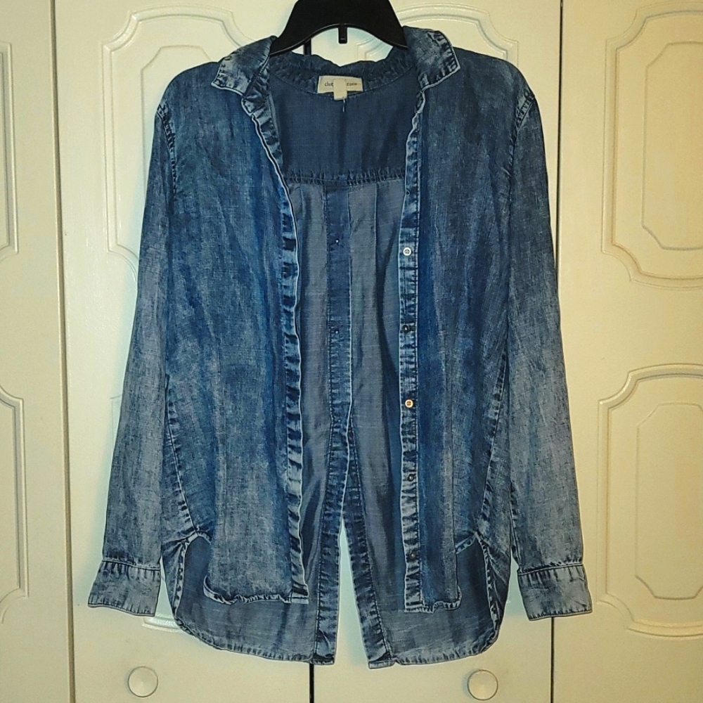 Cloth & Stone Denim Button Up Top